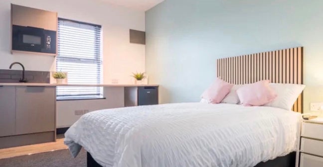 4 bedroom house  Main Photo
