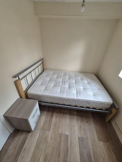 🏠 Student Accommodation Replacement Available  Main Photo