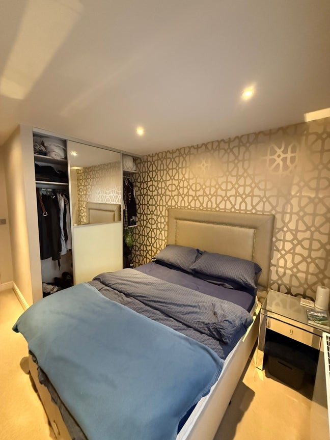 3 Bed Flat Fulham Main Photo