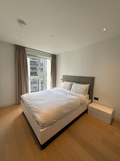 Room + personal bathroom, 2bed flat (gym + pool) Main Photo