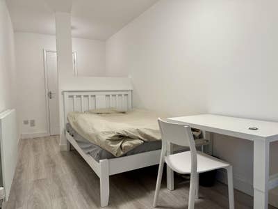 En-suite Double  Room for Single Occupancy  Main Photo
