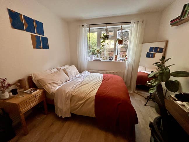 Large Double Room in Bethnal Green with Garden 🌿 Main Photo