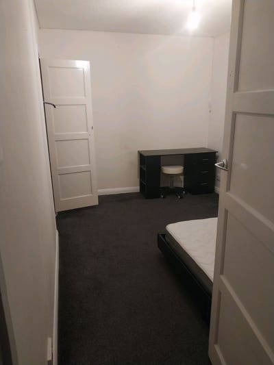 Double Room to rent Main Photo