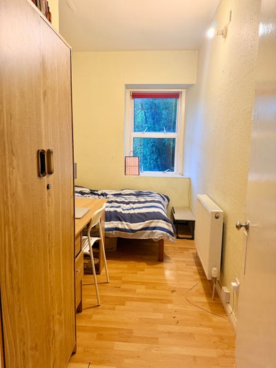Room Available in City Centre  Main Photo