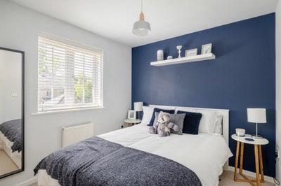 Double Room Available in Friendly Home Main Photo