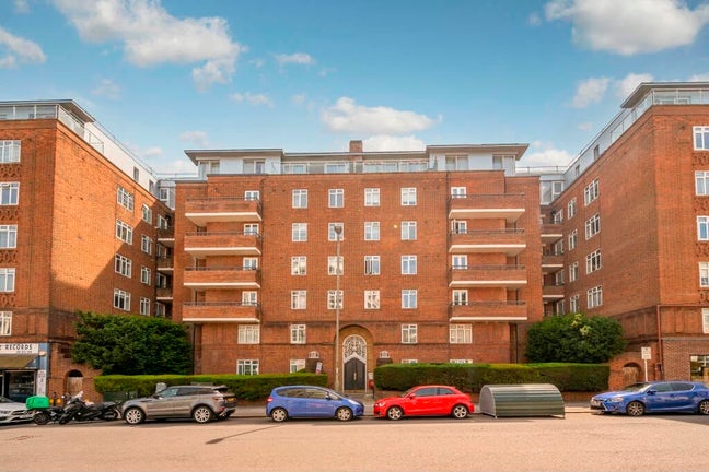 Double room available in Putney | 1 August 2026 Main Photo