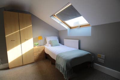 Furnished Single Room for Students | Bills Inc.|  Main Photo