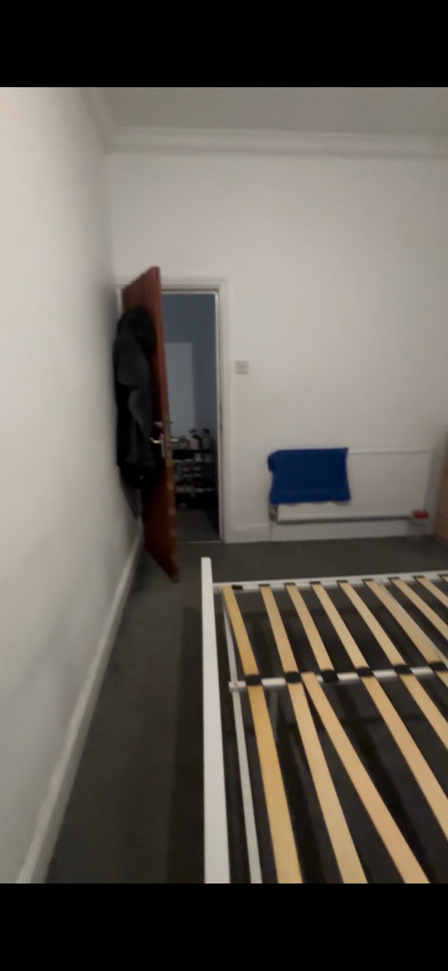 Rooms Available from July – CF10 3EH Main Photo