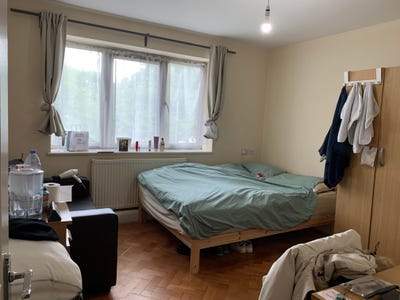 Spacious Double Room in Child's Hill NW2 Main Photo