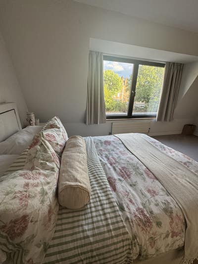Double en suite Wandsworth Town Main Photo