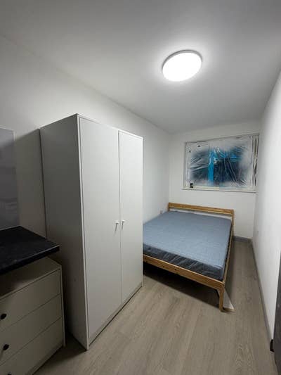  Studio  Flat  in  Slough  SL1  Main Photo