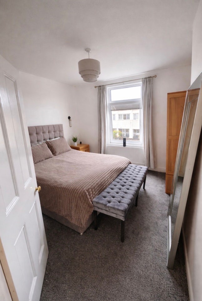Double Room for Rent Main Photo