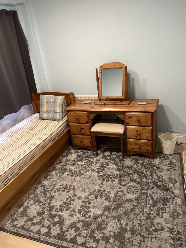 Single Room  Main Photo
