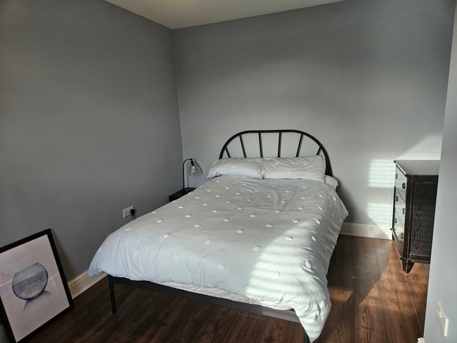 Double Bedroom with Ensuite  Main Photo