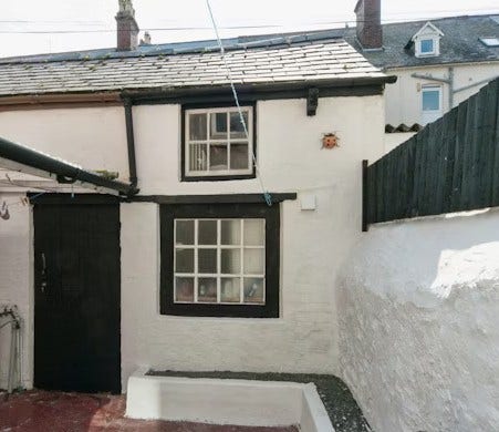 Unique Annex in Central Location Main Photo