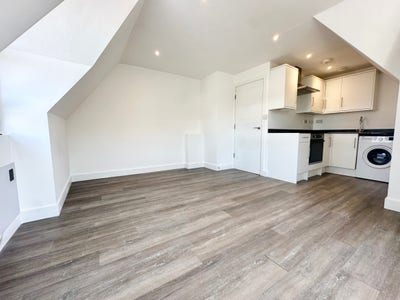 ***One Bedroom Flat to Rent, EN9*** Main Photo