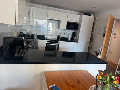 Spacious double in 2 bed in Wandsworth/Putney  Main Photo