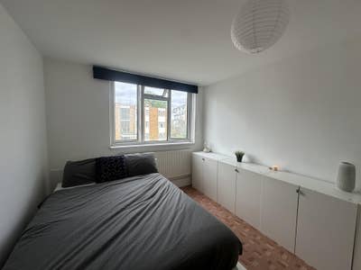 Short Let Available up to 2 weeks at a time Main Photo