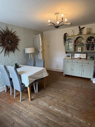 Large Double Room Fully Furnished  Main Photo