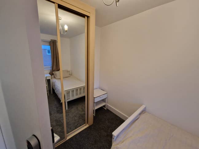 🛏️ Single Room Available Now ✨ Book Viewing Main Photo