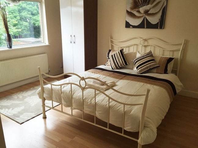 Room to Rent Balby Road, DN4 Main Photo