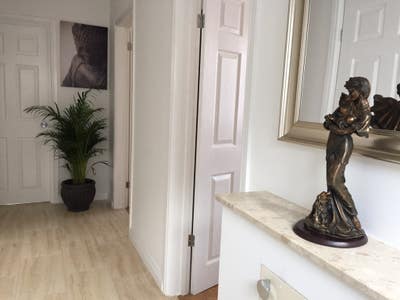 Beautiful Rooms, All Bills Included  Main Photo