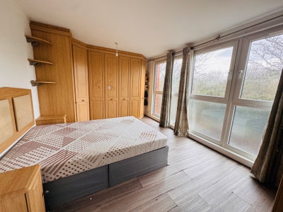 To Rent Emmott Close, Mile End,  Main Photo