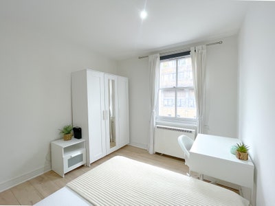 Stunning Double Rooms in Kensington/Earls Court Main Photo