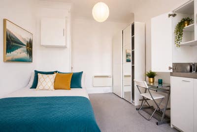 Own Kitchenette, Large Dbl, Southwark  Main Photo