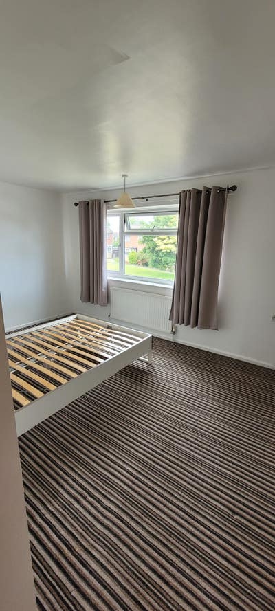 Rooms to let Main Photo