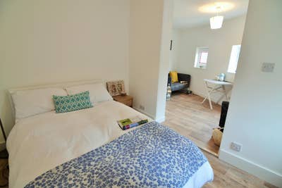 3 great rooms available 🏡🛁🛏 Main Photo
