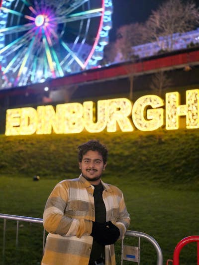 Postgraduate Student & Professional Seeking Room i Main Photo