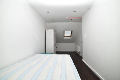 Double Room | Near QMUL | Bills Included Main Photo
