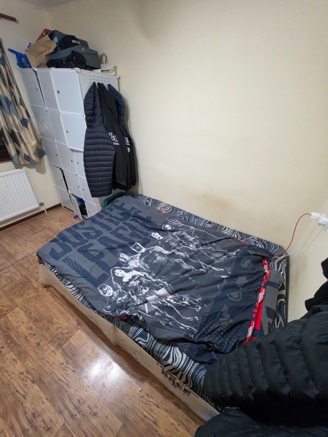 Double Room Available Main Photo