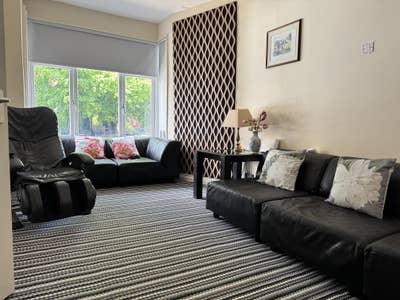 Newly refurbished house for female to share  Main Photo