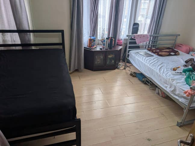 Double Room Available – Macaulay Road, E6 3BL Main Photo