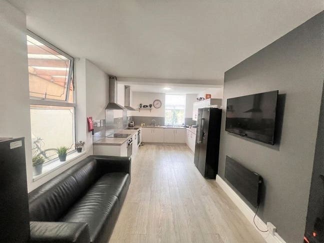 Stunning Double En-suite Room in Alvaston Derby Main Photo