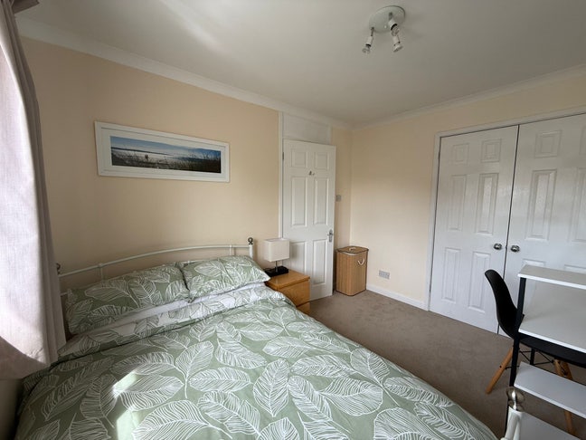 Lovely  Room in Aston - Available  Main Photo