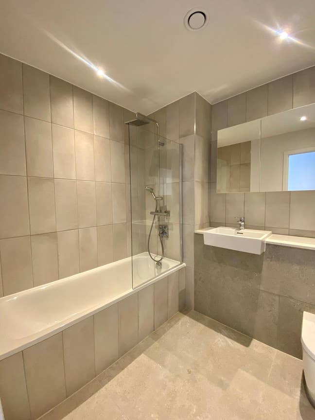 2 bedroom apartment Main Photo