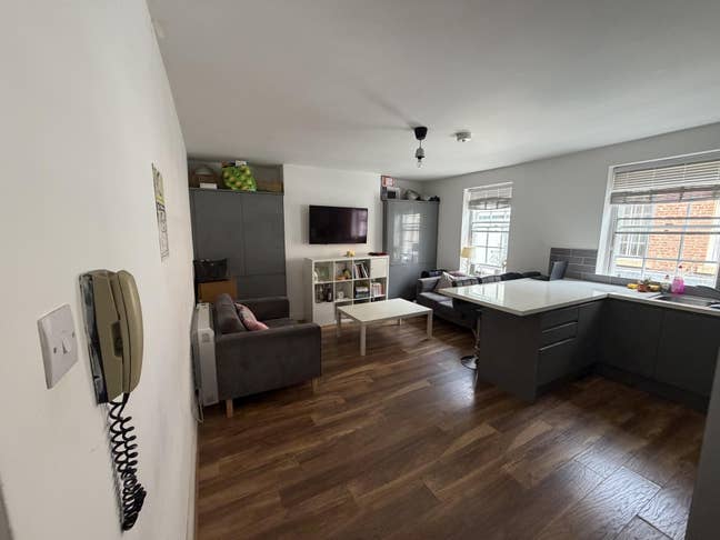 1 bed available in city centre  Main Photo