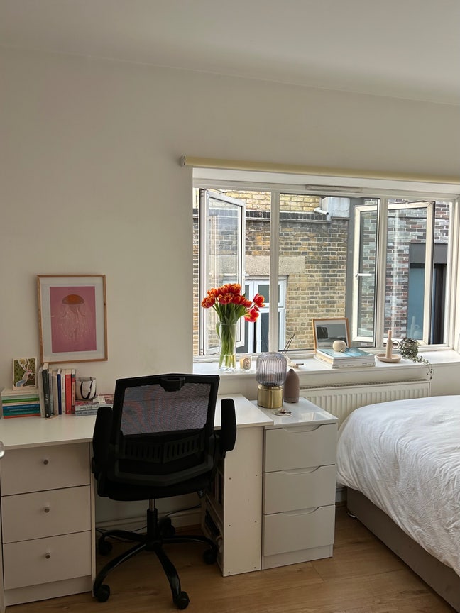 Bright double room in Clerkenwell  Main Photo