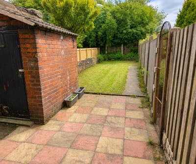 Rare 1 Bed House + Home Office + Garden Main Photo