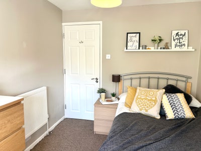 🌿 a Relaxed Place to Live | All Bills inc 🌿 Main Photo