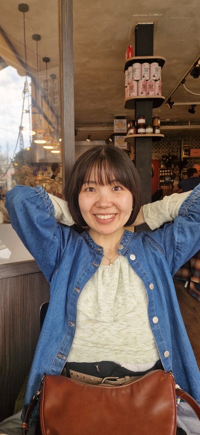 A girl from Japan looking for a room in London! Main Photo
