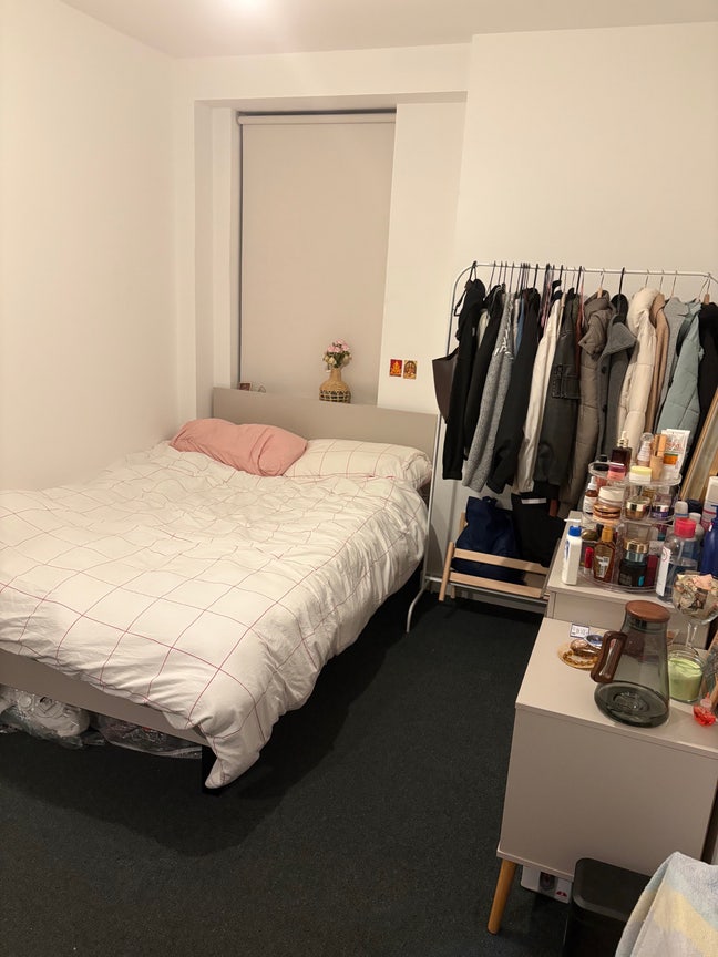 Double room available in the city centre Main Photo