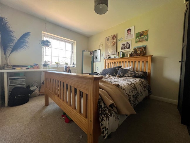 🏡 2 Double Rooms Available Near East Croydon – CR Main Photo