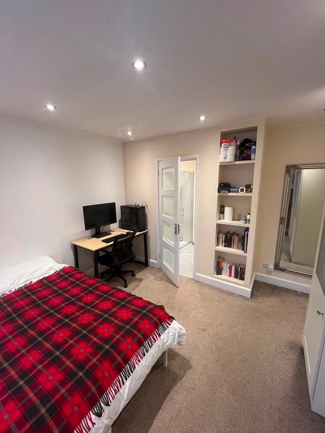 Double En-Suite in Camden Town Main Photo