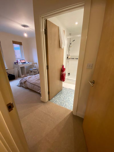 Double en-suite room Main Photo