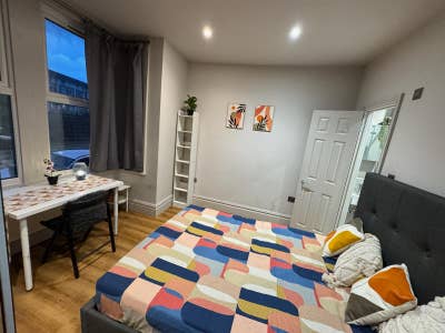 Lovely Rooms in Canary Wharf-Great Transport Links Main Photo