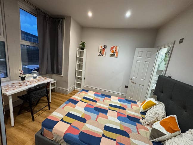 Lovely Rooms in Canary Wharf-Great Transport Links Main Photo